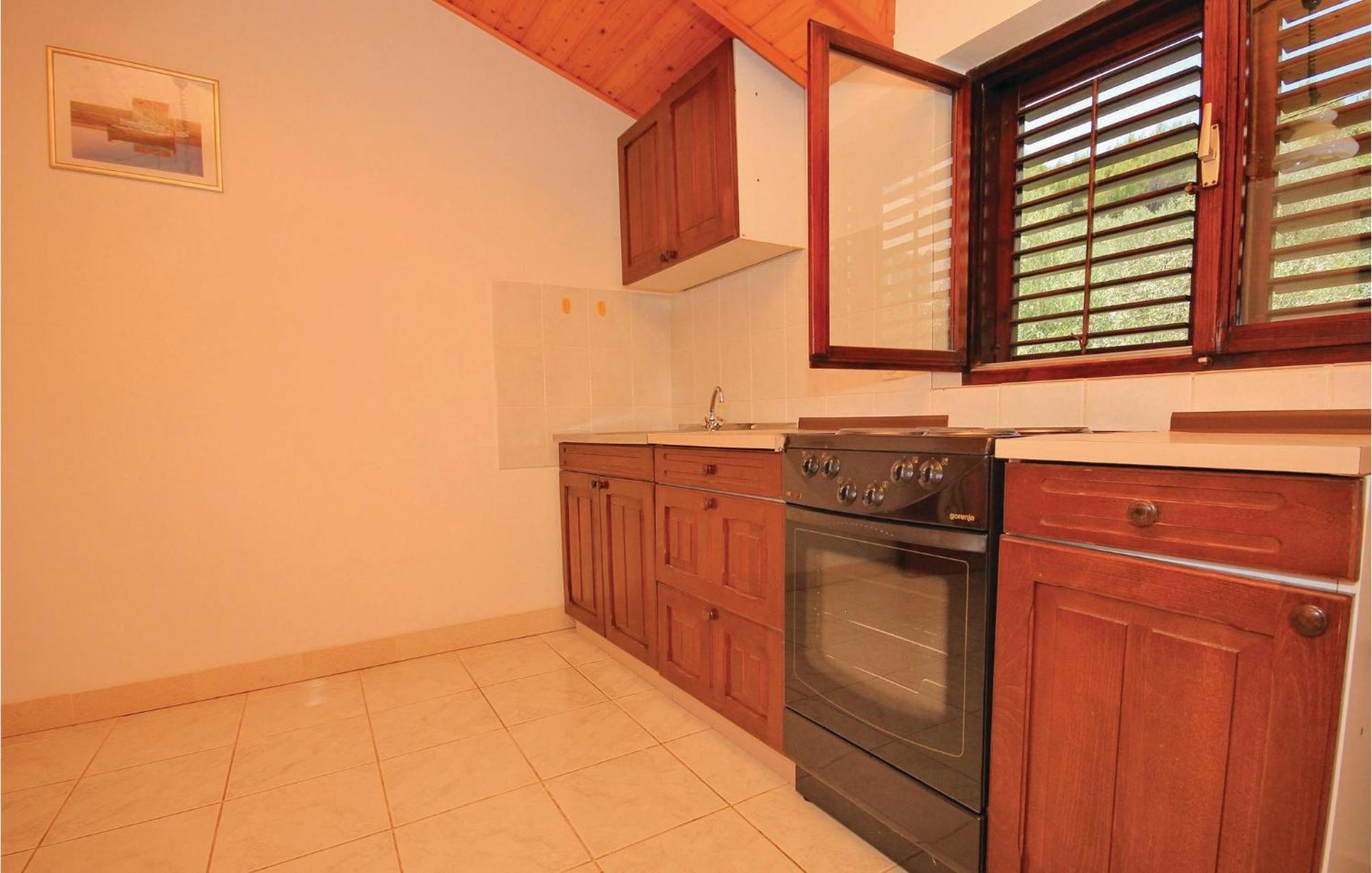 Gorgeous Apartment In Prigradica With Kitchen Εξωτερικό φωτογραφία